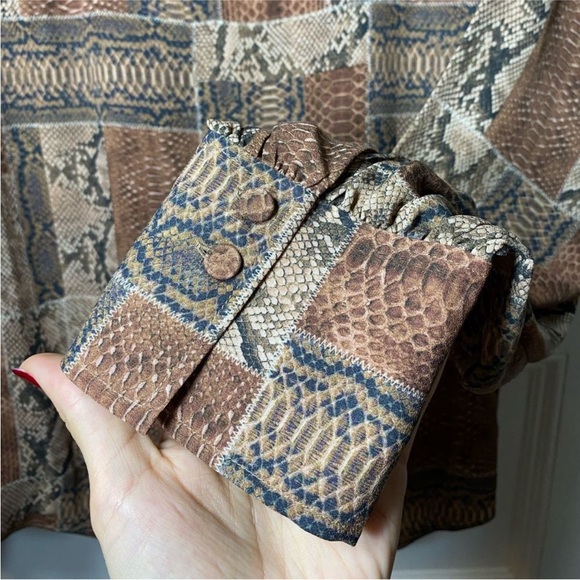 Silk snake print shirt - Picture 7 of 7